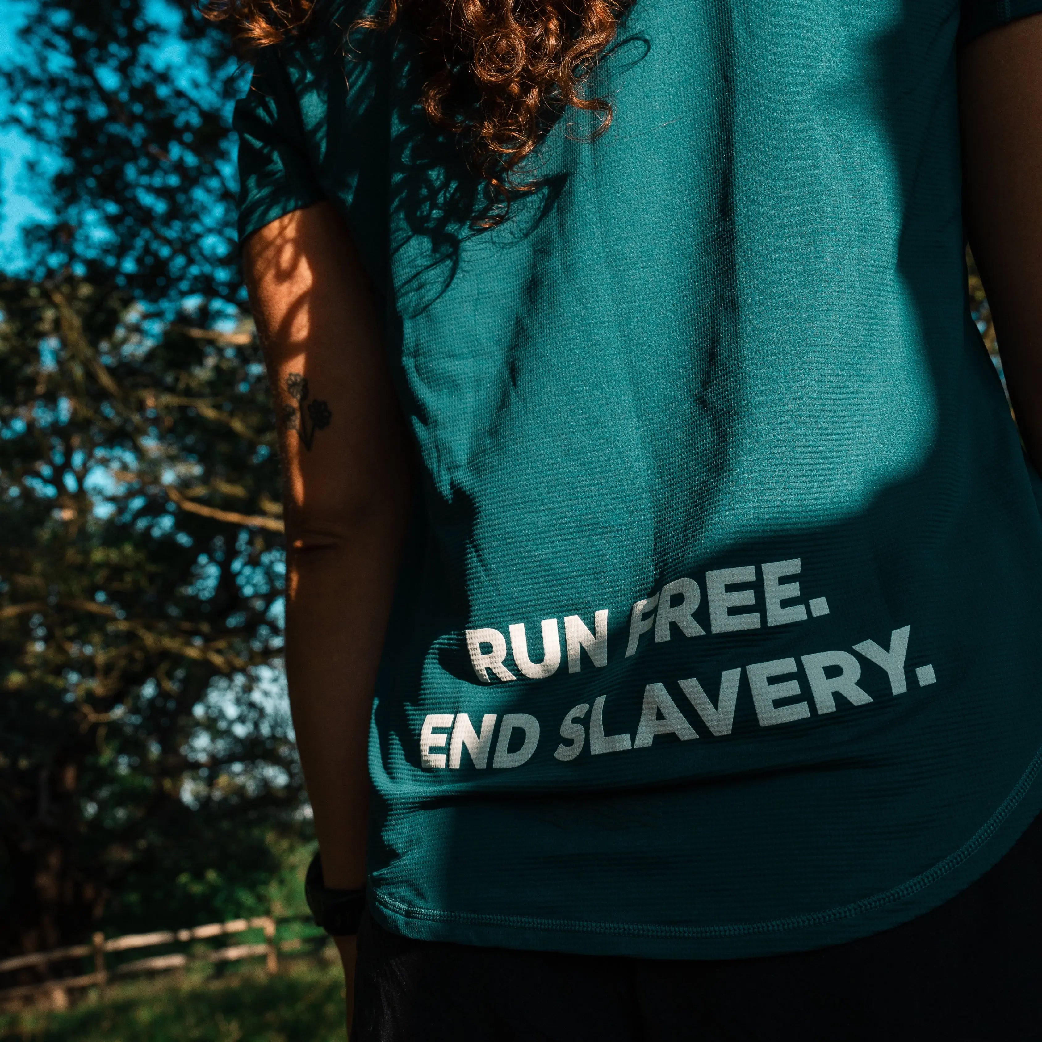 TRIBE x Janji Running T-Shirt TRIBE Bars